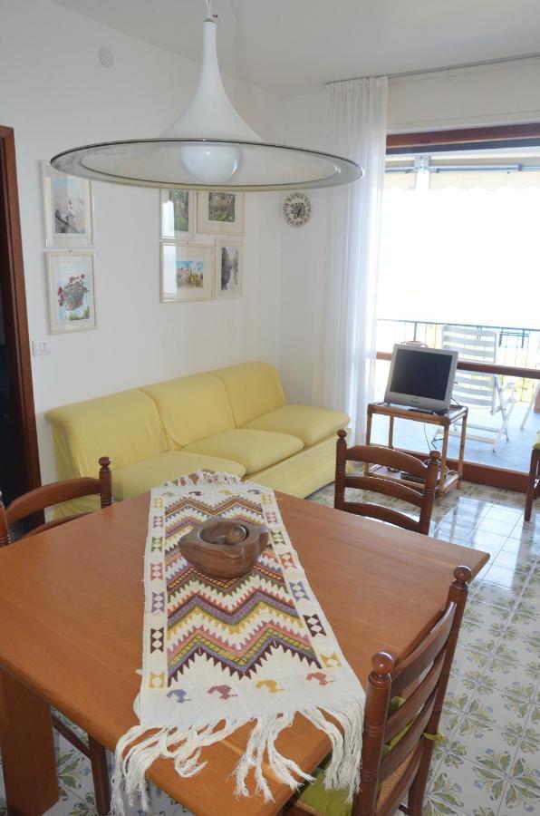 Apartament Rocce Di Capo Mimosa - Cervo Zewnętrze zdjęcie